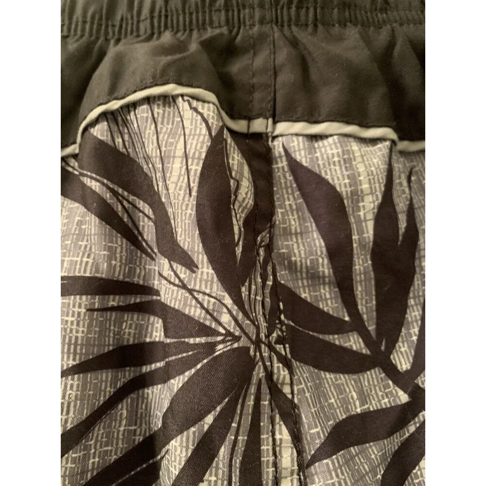 Op Ocean Pacific Men’s Floral Print Swim Board Shorts Mesh Liner Size XL (40-42)
